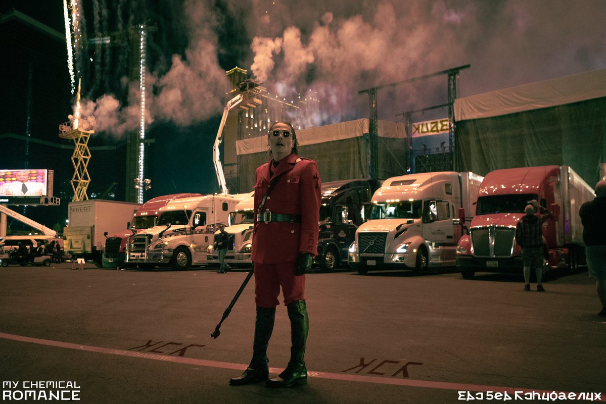 pic so good I turned it into mcr5 promo