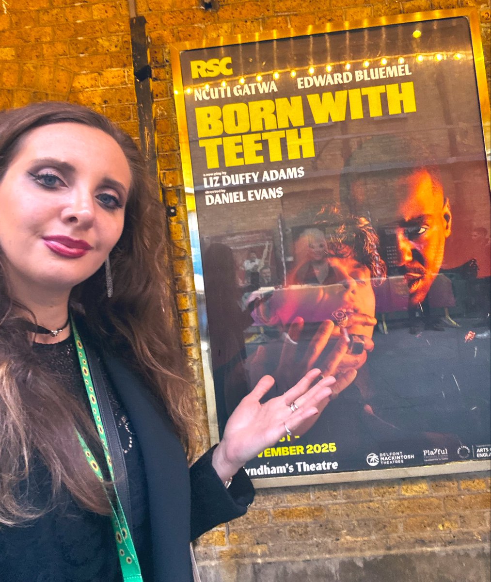 LaurantoniautiC's tweet photo. ~This past weekend went to see #BornWithTeeth play at London’s Wyndham Theatre & #EdwardBluemel
& #NuctiGatwa did an incredible & exhilarating performance. ~ 🎭✨🔥✨❤️🔥 #theatrelove https://t.co/jcQxlYMlmO