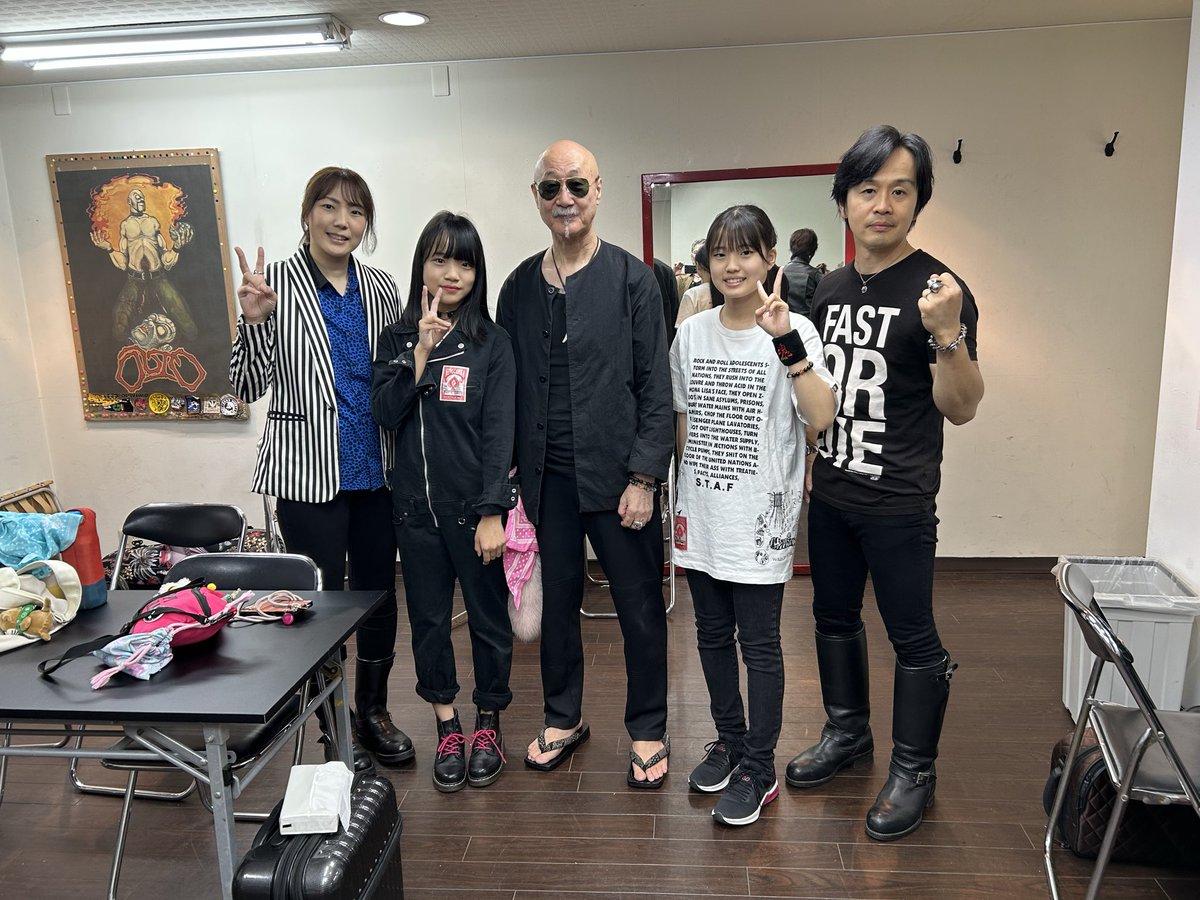 crazy_rockin's tweet photo. おはようございます！大阪キングコブラ🐍ARB『カバーナイト』
Keithさんに小野ちゃん、タカさんに大阪の皆様、スタッフさん！
ありがとうございました😭最高の夜でした！楽しかったです♪
ロッキンクレイジースターズのYouTubeに自分たちの動画予定してます！
よろしくお願いします🙇 https://t.co/SzDRBOlbku