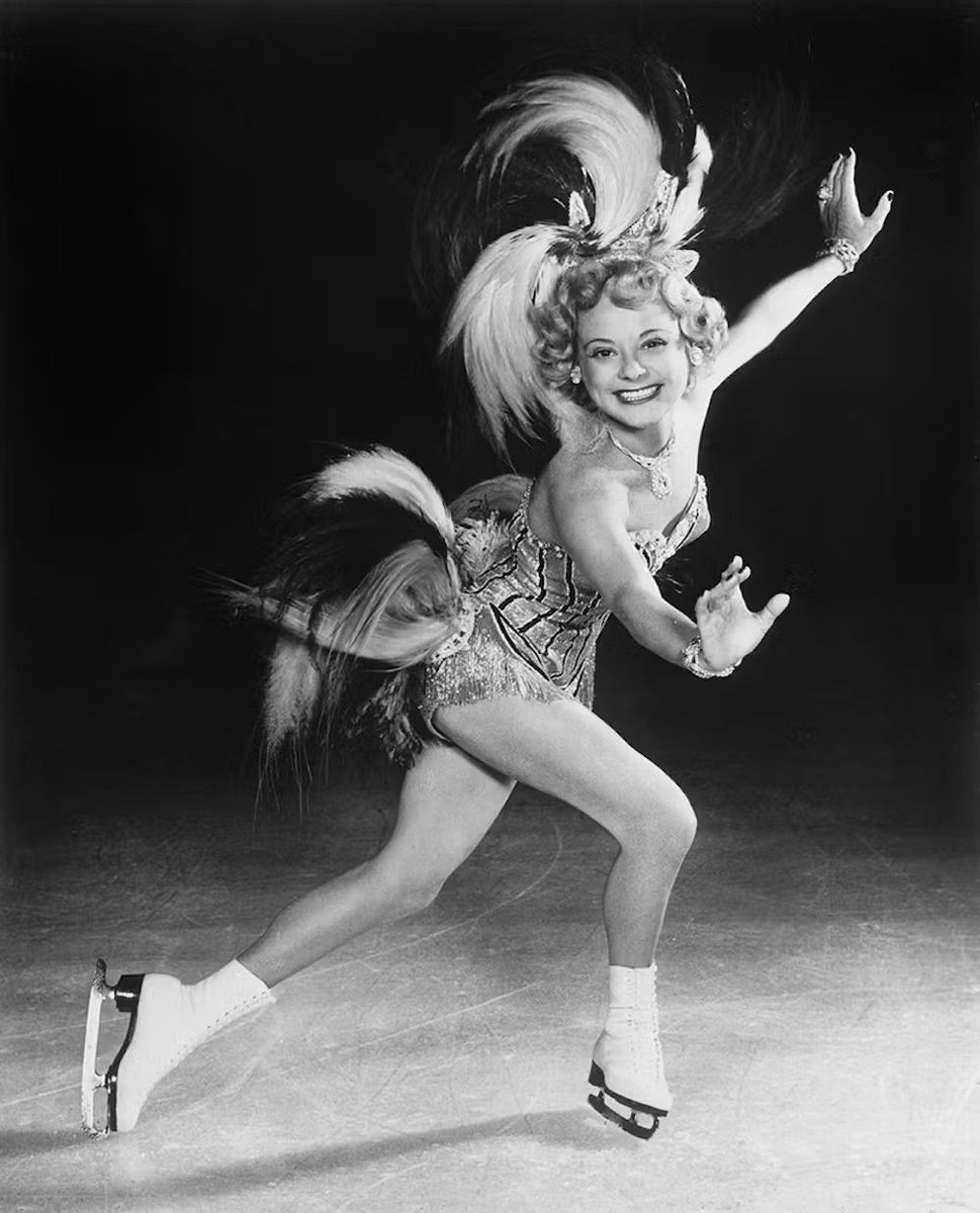 CitizenScreen's tweet image. Sonja Henie (April 8, 1912 – October 12, 1969)