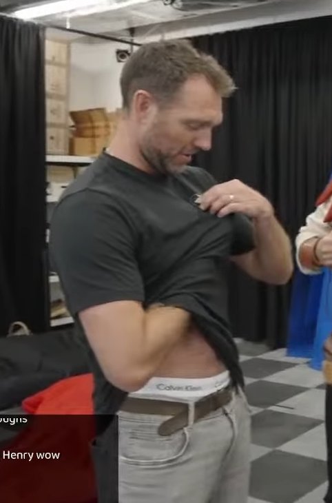 elesheir's tweet photo. Does anyone need a Dilf McKay during these trying times? https://t.co/8xeJ6fJ7gx