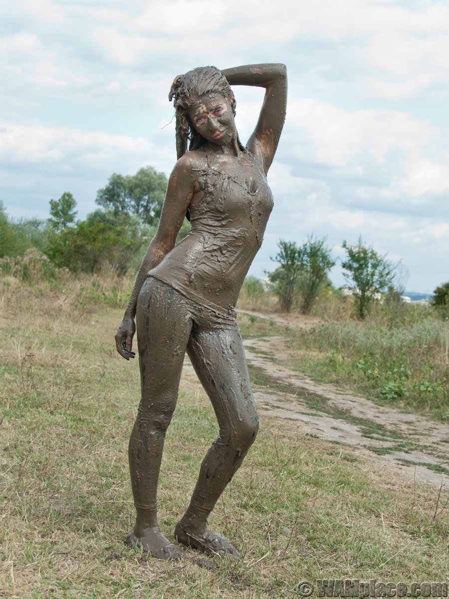 eurowam's tweet image. New on wam.tv!
wam.tv/programs/t920c…
Kinga is back in the mud, and we think the casual clothing fans have no reason to complain. Here is another beauty who will get so dirty…
#wam #mud #muddy #messy #mudfun #muddygirl #wamtv