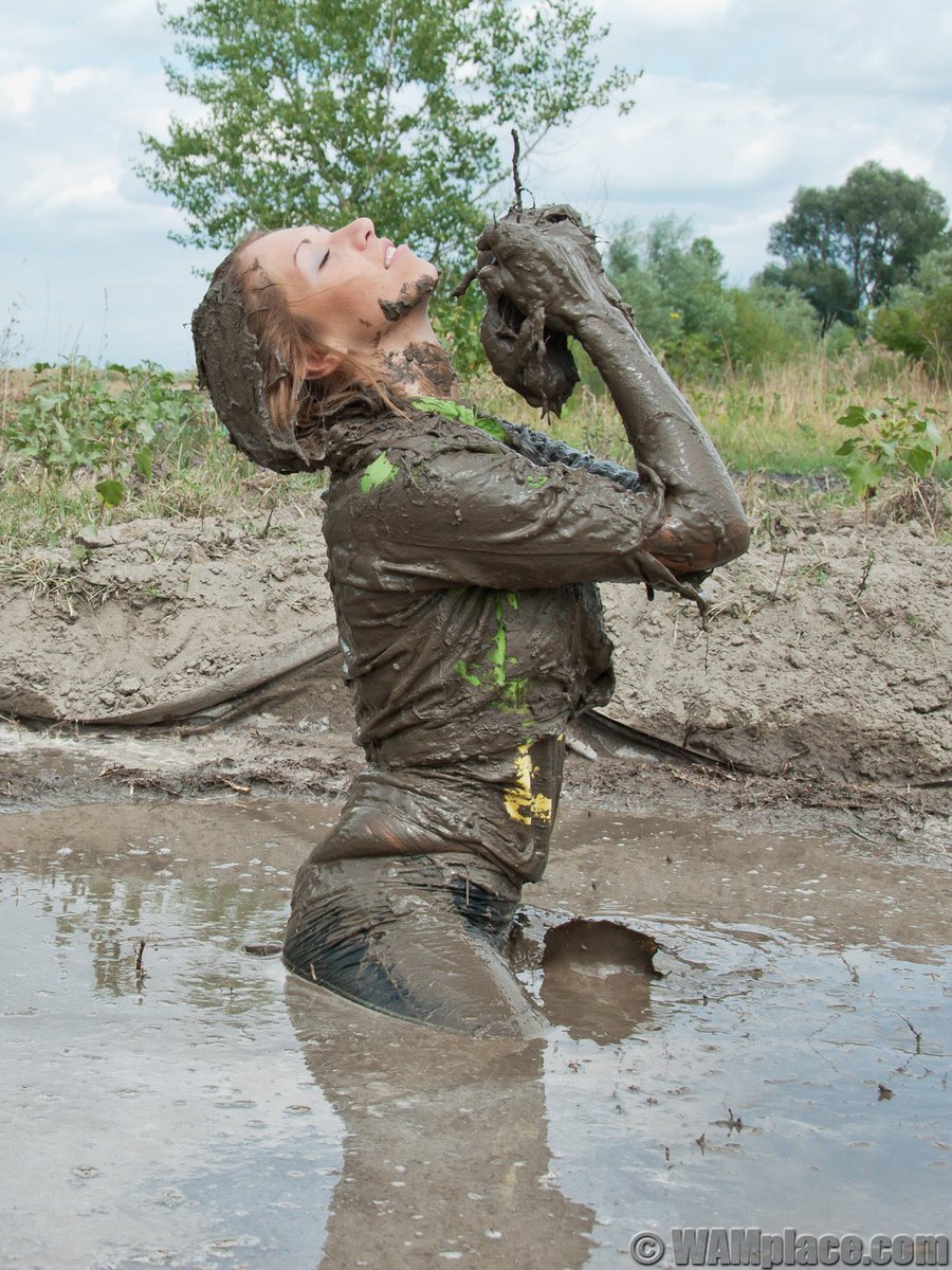 eurowam's tweet image. New on wam.tv!
wam.tv/programs/t920c…
Kinga is back in the mud, and we think the casual clothing fans have no reason to complain. Here is another beauty who will get so dirty…
#wam #mud #muddy #messy #mudfun #muddygirl #wamtv