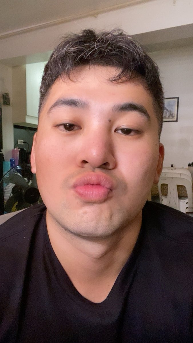 kenchi_bn's tweet photo. Been single for 10 months and so far, the best chapter of my life. Sleeping so so so peaceful, no one to give updates to, and no arguments. 🤙🏻 https://t.co/z6SmvxZMXS