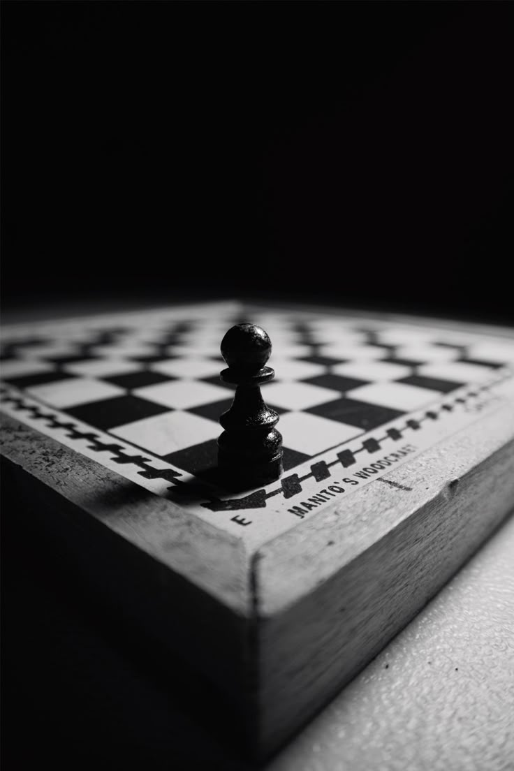 mavElitx's tweet image. Each player begins with eight pawns on the second rank, but It can only take a strong one to fall out.
 
It doesn&apos;t matter if others see you as, the shortest or weakest. 

Inside you, lays a great potential and big strength.

Don&apos;t forget to $CHECK @AnichessGame 

Stay strong💙