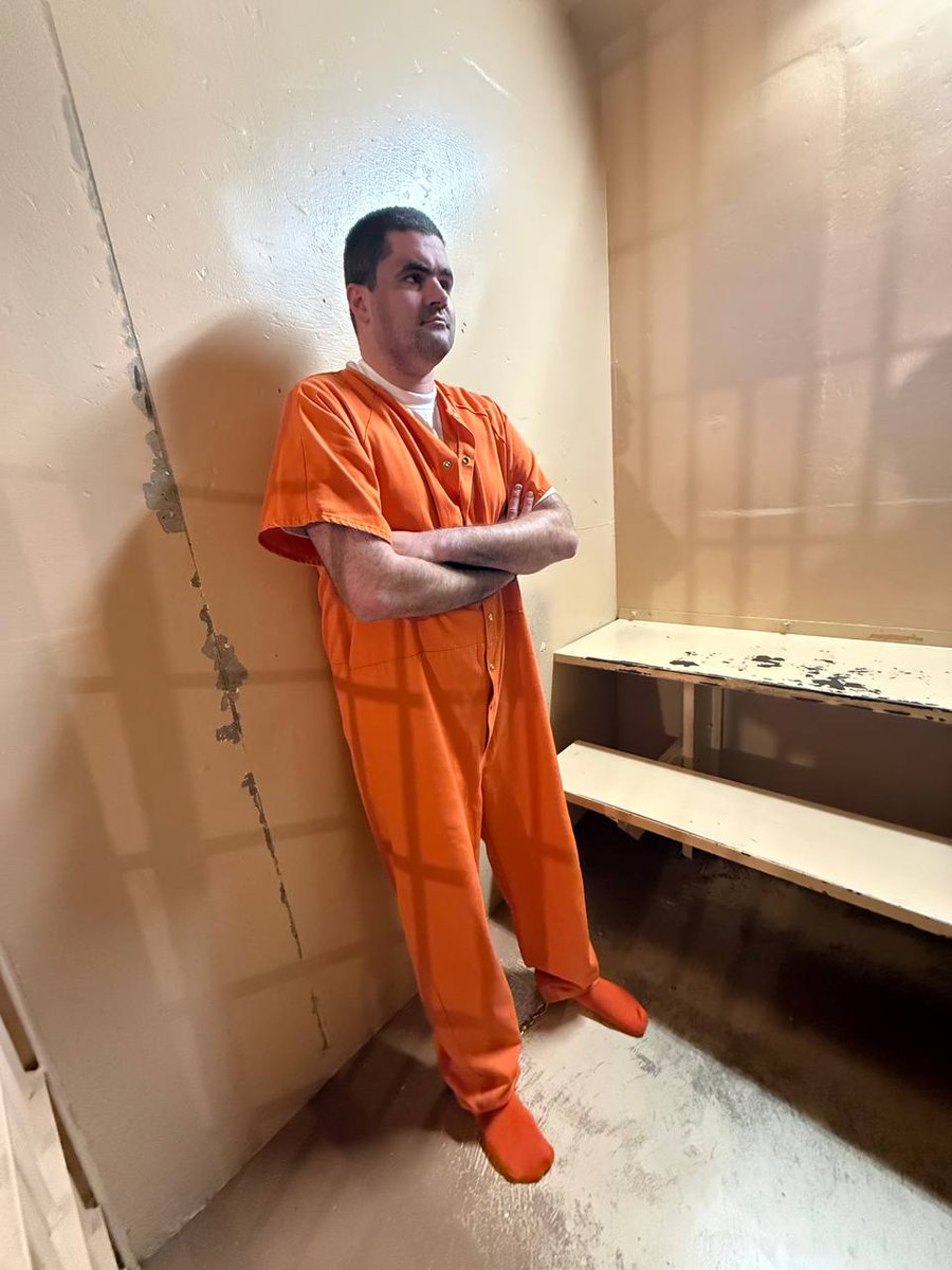 InmateCT's tweet image. Back behind bars, and nobody’s gonna fuck with me this time