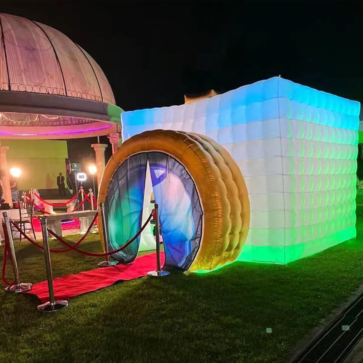 FatKidDeals's tweet image. Inflatable Nightclub for $399!   

Buy on Amazon --&amp;gt; fkd.sale/?l=https://amz…