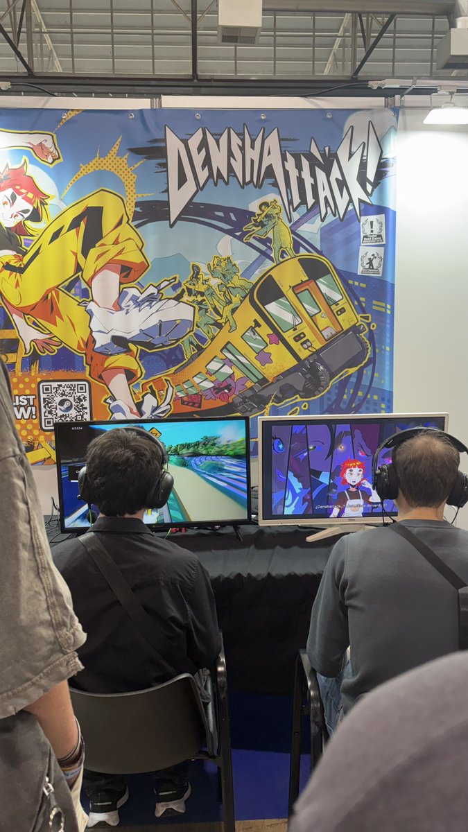 Nymphiex's tweet image. Luego me he pasado por la mesa de @Undercoders a probar cómo hacer unos truquitos que ni Tony Hawk conduciendo un frenético tren, muy a lo JetSet Radio, en un Japón muy muy raro. Es velocidad, es diversión, es locura, y es un problema para mi psicomotricidad pero MUY recomendable