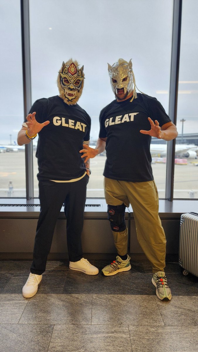 MisterLe0's tweet photo. En mi primer viaje llore en el avion de regreso con muchos sentimientos encontrados por dejar el hermoso Japon🇯🇵.
Ahora que regreso de mi segundo viaje entiendo que una parte de mi estara siempre en ese hermoso país.
Gracias @luchalibreaaa
Gracias @GLEAT0701
#okane https://t.co/wLfBoUgKyv