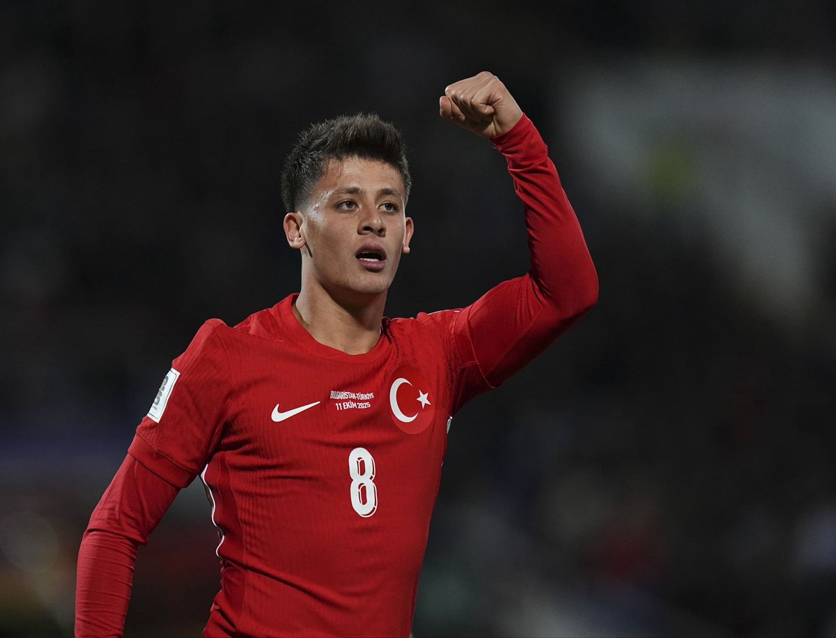 Arda Güler soma 4 ⚽ e 7 🅰️ em 963 minutos esta temporada.

Finalmente, a ter oportunidades para espalhar todo o seu talento.