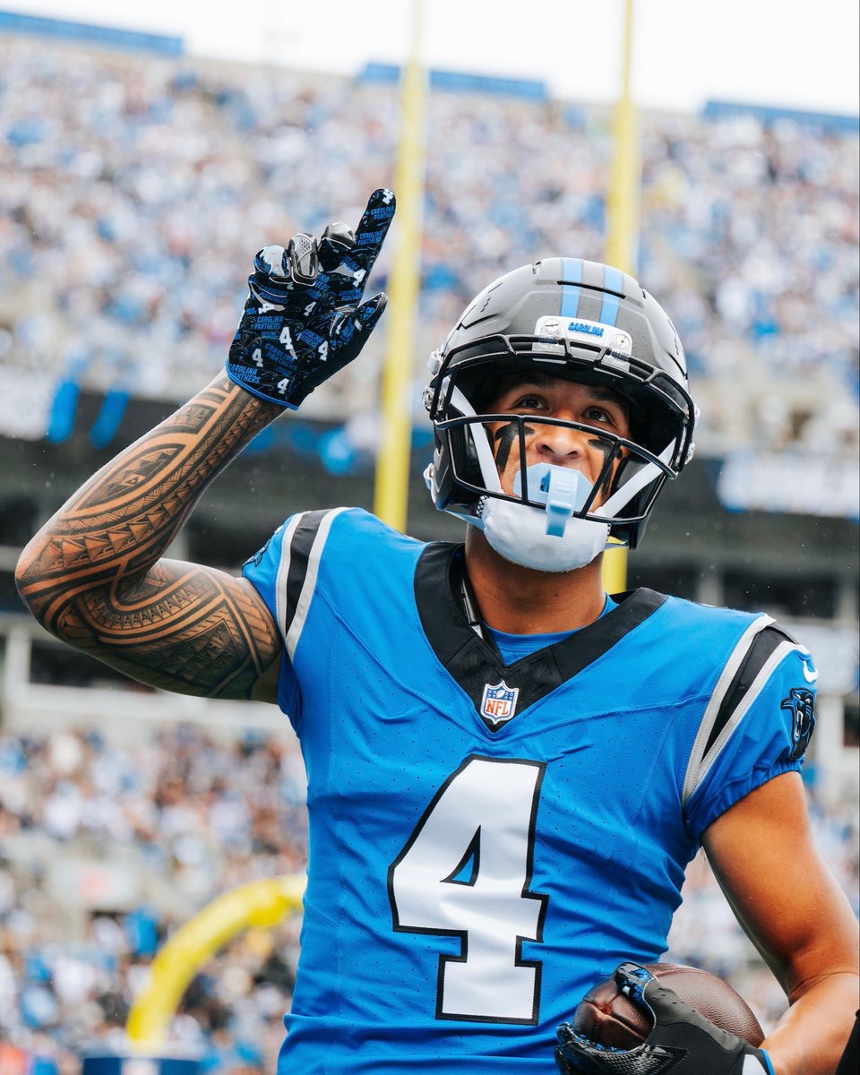 After today’s win, the Panthers improve to 5-2 wearing black helmets ⚫️

<a href="/Panthers/">Carolina Panthers</a> | #KeepPounding