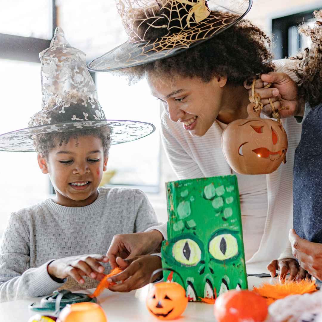 PaulMcGarrell's tweet photo. For more “treats” and fewer “tricks” (or tragedies), watch for kids dashing into the street. Choose costumes that allow visibility and ventilation. Carry a flashlight. Check candy before kids dig in. Stay spooky and safe! https://t.co/be1cDfgqQ9