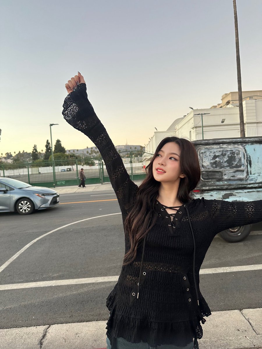 swithdaily's tweet image. 251012 | #ISA WEVERSE POST

Fun daily life these days😚

#STAYC #스테이씨 #아이사