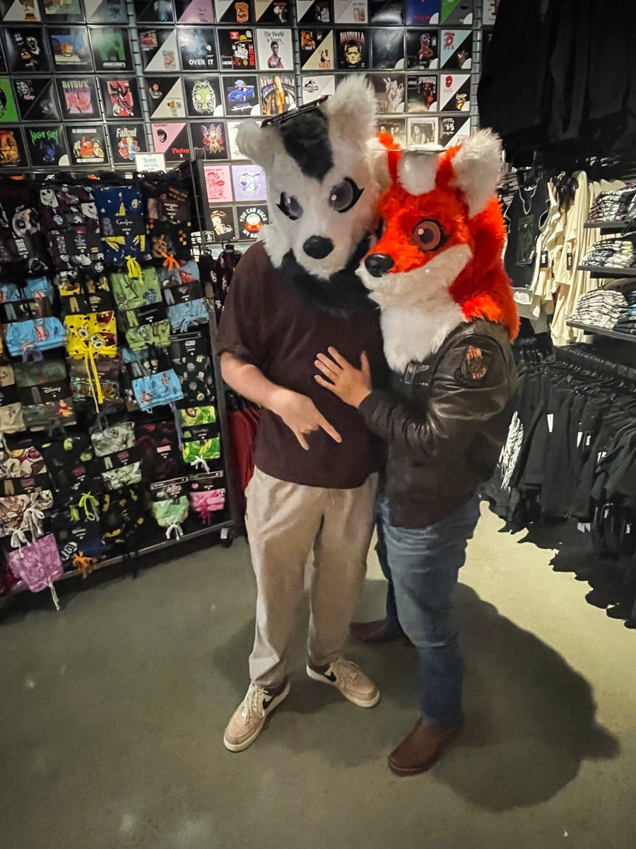 bg π TFF && FWA (@blickygrasper) on Twitter photo We at <a href="/Spencers/">Spencer's</a> with it We at <a href="/Spencers/">Spencer's</a> with it