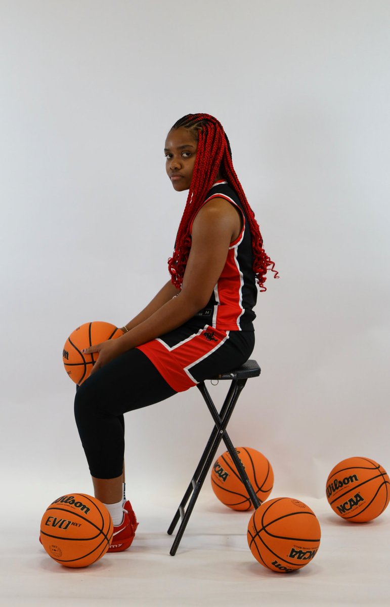 GraggsJohnson's tweet image. “Tis the most wonderful time of the year”The journey continues @ImaniJ_2023
🗣️School-in, on the court &amp;amp; in biz admin. #BeautyAndBrains #LetsGo #NWOSU #RRR @out2win @prioritysports @KlutchSports @Wasserman @excelsm @excelbasketball @nil_wire @nilsummit @NILEliteLadies @nil_store