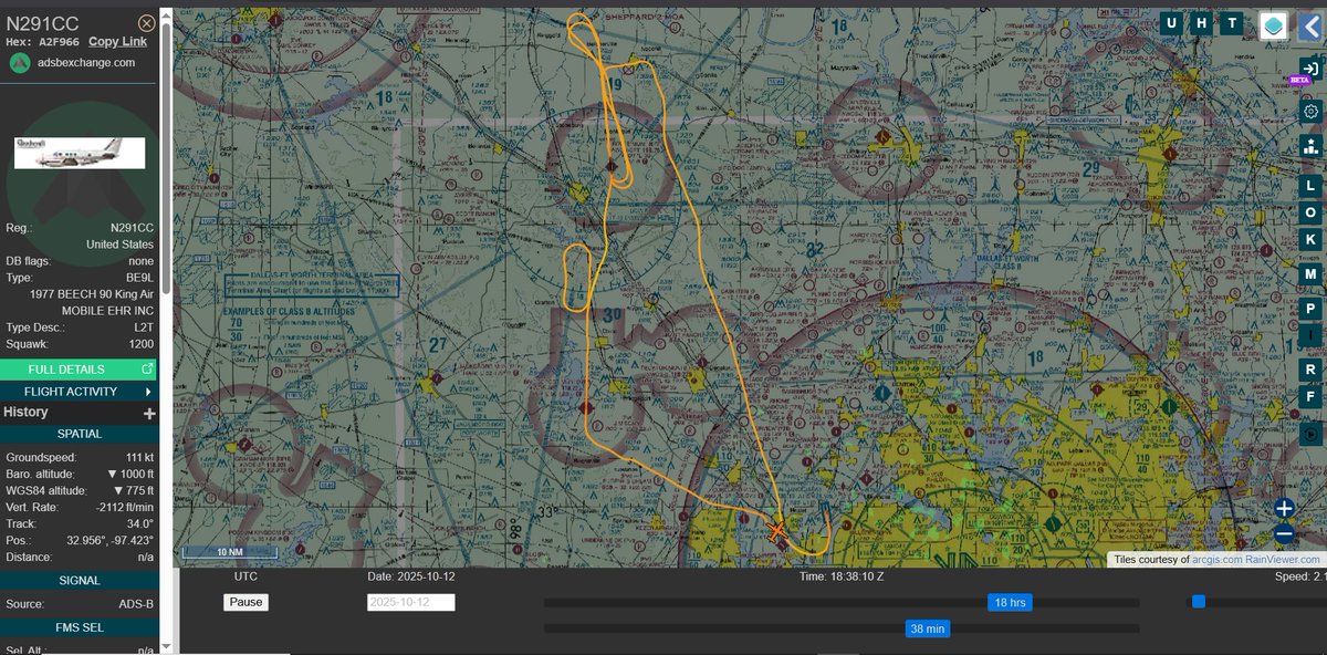 MarvinDMartian_'s tweet image. I learned to fly at Hicks &amp;amp; Meacham to the south. This King Air was apparently out flying to other local airports. Hicks is a fairly small/short runway now surrounded by homes and business - Blue Skies #N291CC #T67 #Avgeek