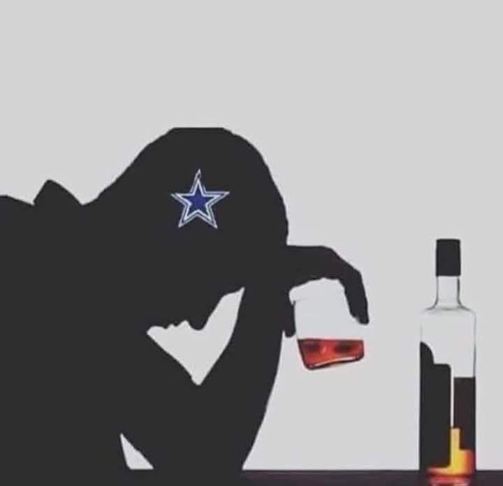 jmc_fam's tweet image. Schotty horrible 7 min offense play calling, defense can’t stop a nose bleed, welcome to mid football 🤦🏾‍♂️😭😭 #cowboys #DC4L