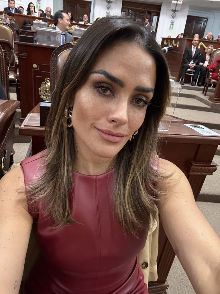 Seguiremos contra viento y marea.

¡Somos la Resistencia! 🔥