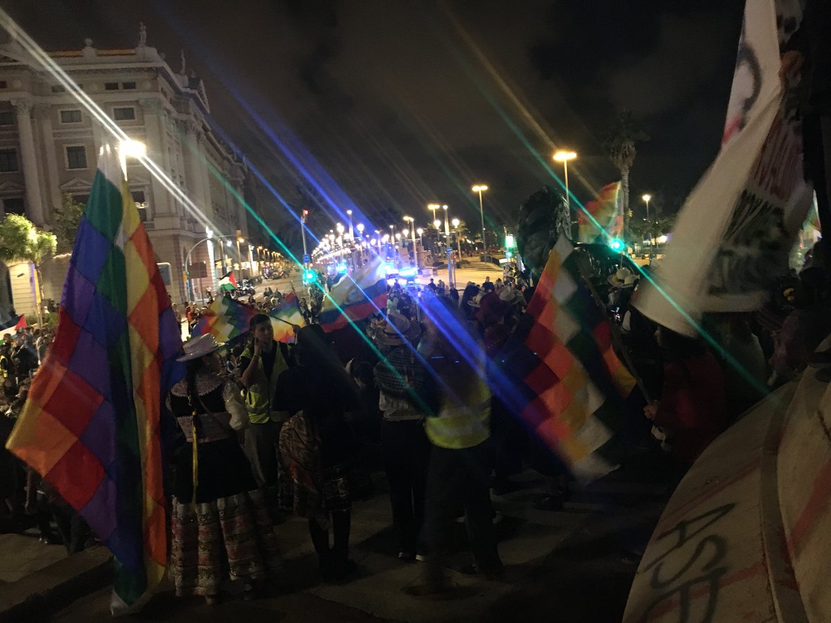 okupemlesones's tweet image. #12Octubre de Resistencia  Anticolonial i Antiracista a #Barcelona es recorda a #JuliaChuñil i la lluita d’Equador #NoboaNuncaMas
