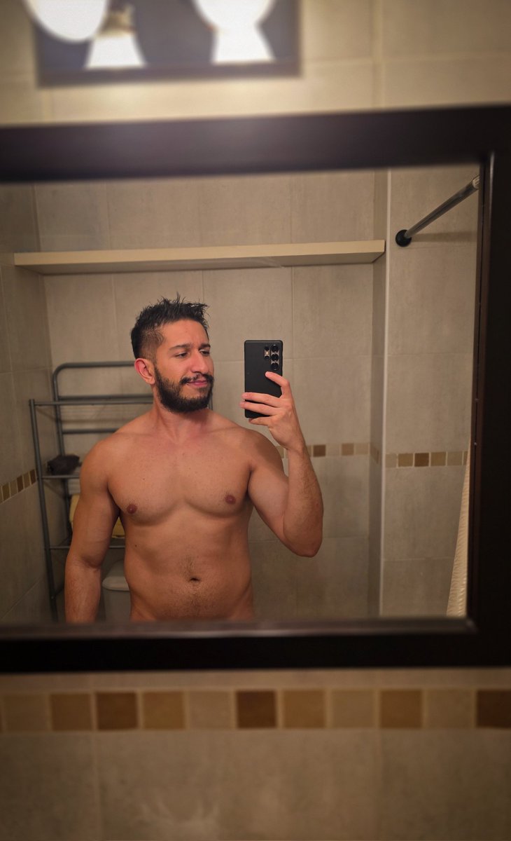 Domingo de... estrenar nuevos espejos 😏, que tal va el domingueo? #Dominguear