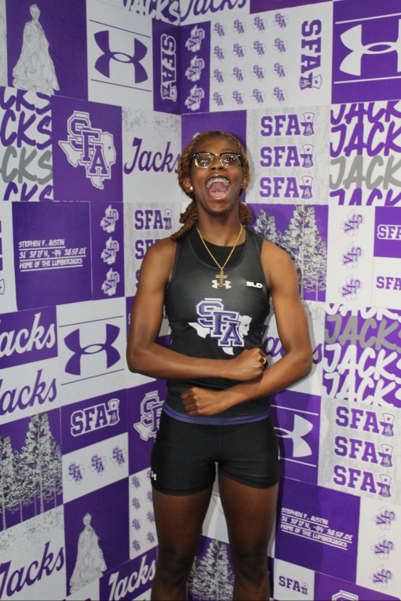 ChazBJumpin5's tweet image. Had the best time at Stephen F Austin. Thanks to all the athletes and coaches who made that possible, blessed to have the opportunity. #AxeEm? #officialvisit #uncommitted