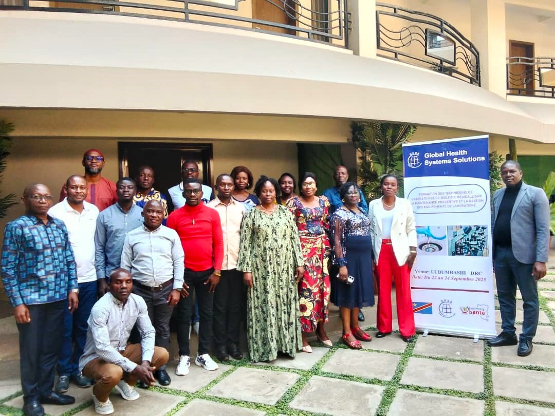 ghsscm's tweet photo. 🌍 Renforcement des capacités des techniciens de labo en RDC !
Du 22 au 24 sept., GHSS a formé à Lubumbashi des techniciens en maintenance préventive et gestion d’équipements pour renforcer les systèmes de laboratoire. 💪🔬
#GHSS #SantéMondiale #RDC #Laboratoire https://t.co/b8SgXYJXJx