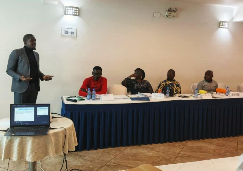 ghsscm's tweet photo. 🌍 Renforcement des capacités des techniciens de labo en RDC !
Du 22 au 24 sept., GHSS a formé à Lubumbashi des techniciens en maintenance préventive et gestion d’équipements pour renforcer les systèmes de laboratoire. 💪🔬
#GHSS #SantéMondiale #RDC #Laboratoire https://t.co/b8SgXYJXJx