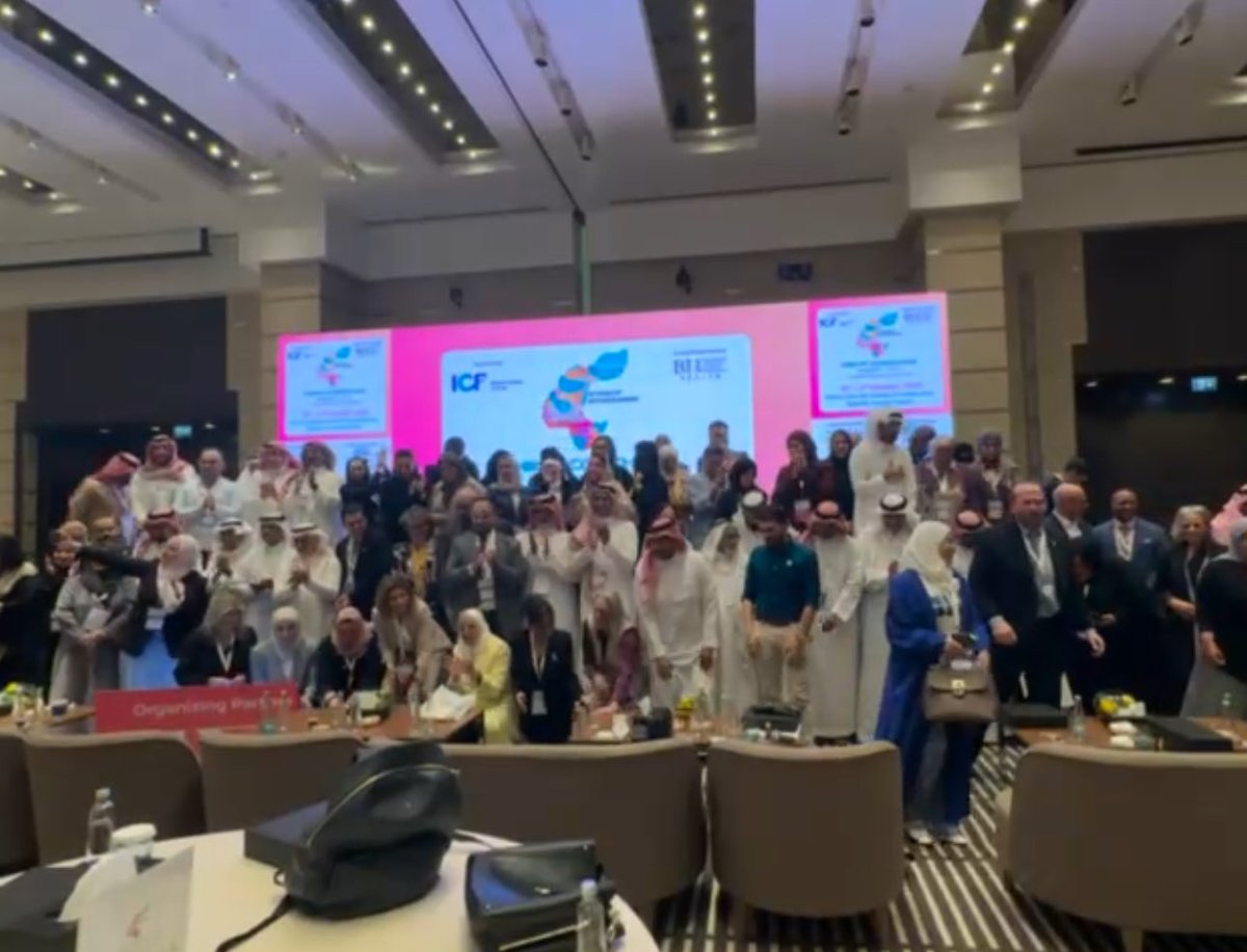 كل الشكر لمركز اكتوريوم على إتاحة الفرصة الثمينة للمشاركة في #قمة_الكوتشينج لمنطقة الشرق الأوسط وشمال أفريقيا 2025 فندق هيلتون الرياض ؛10 و11 أكتوبر 2025. مؤتمر مميز وتجربة ملهمة وغنية بالتبادل المعرفي والخبرات القيّمة
خالص التقدير لفريق العمل المبدع بقيادة الكوتش  <a href="/3bdUllahNet/">Abdullah Alyahya, PCC كوتش عبدالله اليحيى</a>