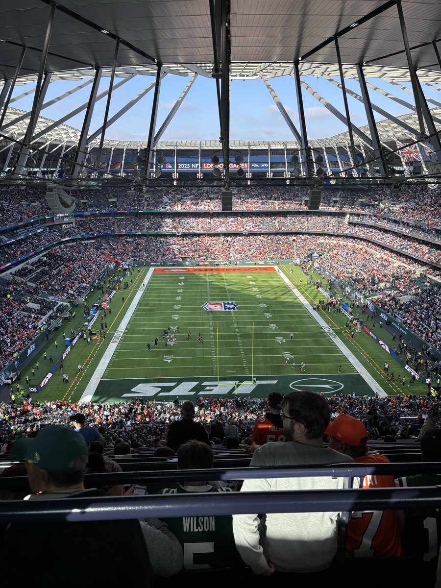#NFLLondon