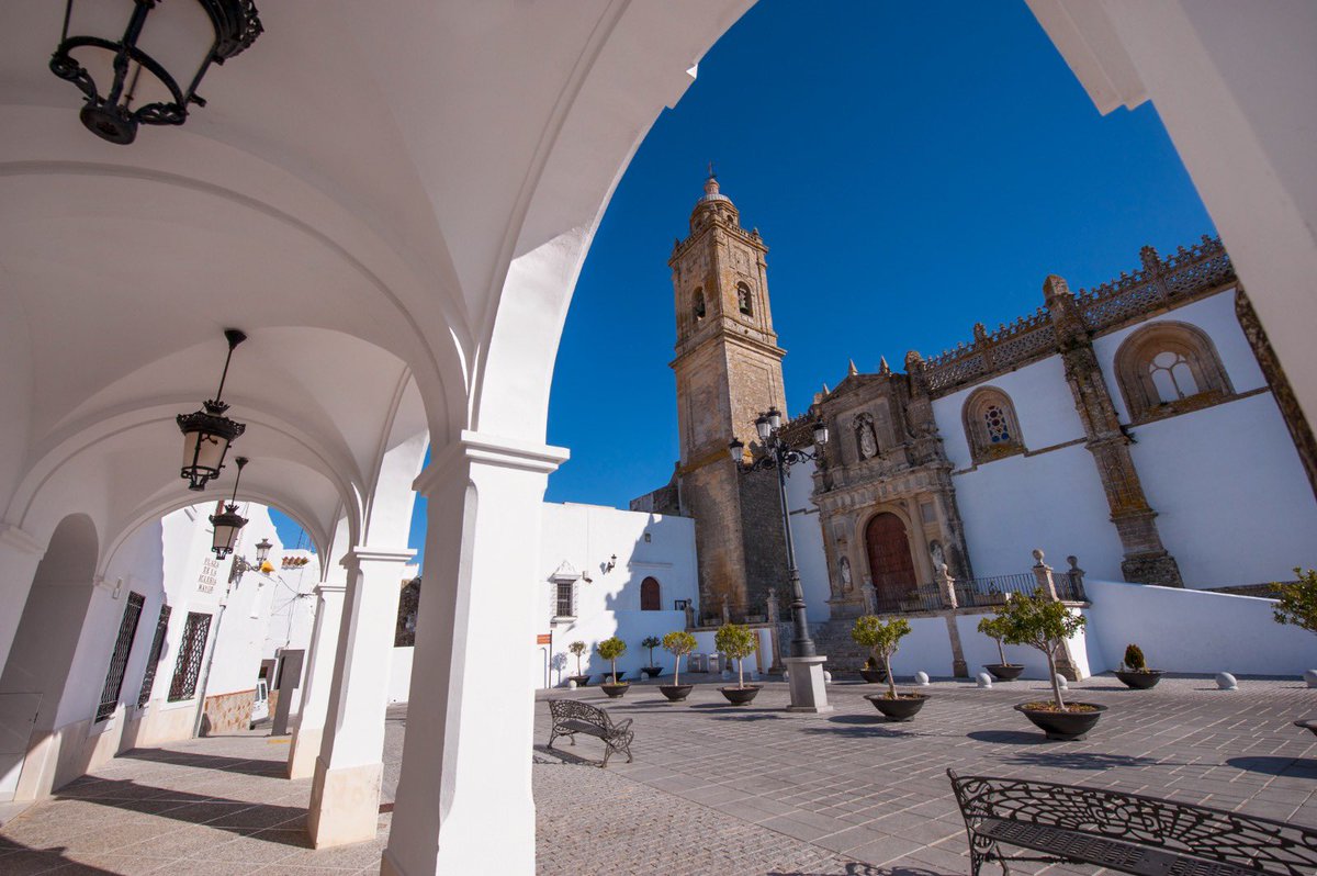 Cádiz CF 🇳🇬 (@cadiz_cfng) on Twitter photo 🥰 Happy Sunday night, Cadista fans!
😍 We say goodbye with this spectacular postcard from Medina Sidonia, thanks to <a href="/CadizTurismo/">Turismo de la provincia de Cádiz</a>. 🥰 Happy Sunday night, Cadista fans!
😍 We say goodbye with this spectacular postcard from Medina Sidonia, thanks to <a href="/CadizTurismo/">Turismo de la provincia de Cádiz</a>.