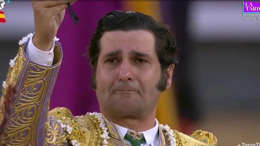 ❤️ULTIMA HORA: Morante de la Puebla se retira y estudiará para terminar Primaria.
