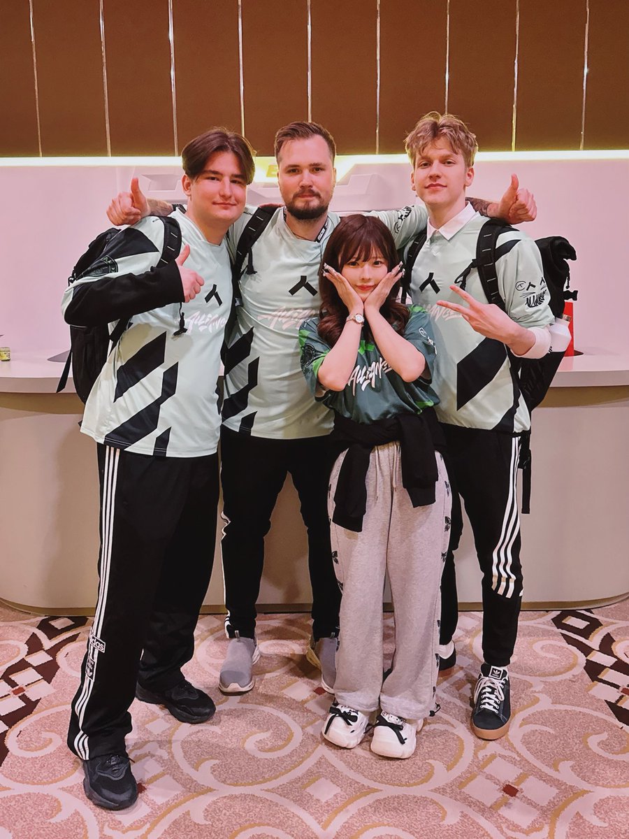 xiinya_jp's tweet photo. 🏆Alliance EMEA RF優勝🏆

みなさま遅くまで応援して頂きありがとうございました🥺💚
ちょっと強すぎました…！！うれしい！
札幌に来るAllianceを温かく迎え入れて頂ければと思います！！🇯🇵

れっつふぁっきんごーーー🔥🔥🔥 #ALLWIN https://t.co/IO9n5NAjB5