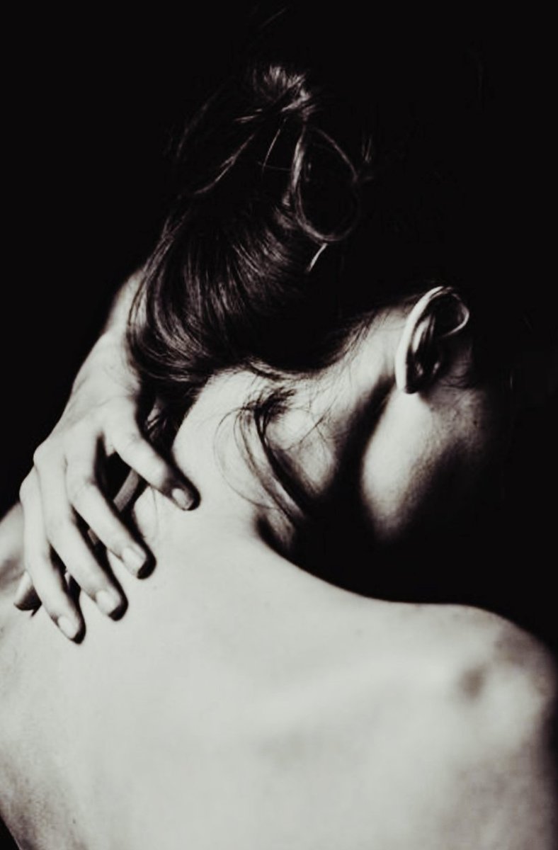 Lo k uno consigue al llegar a su destino nunca es tan importante como aquello en que se convierte tratando de alcanzarlo 
#BuenasNoches 
Descansad 😘😘😘😘