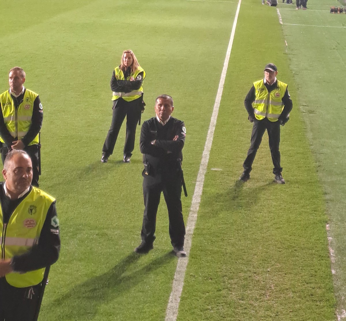Mariscos Recio, el Capón Sabrosón y seguridad en El Plantío. Otra cosa no pero el tío es currante de cojones.