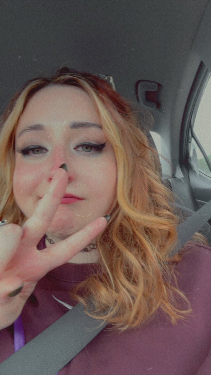 POV you just had to say goodbye at the airport to your best friends you met online because life isn't fair and they live far away