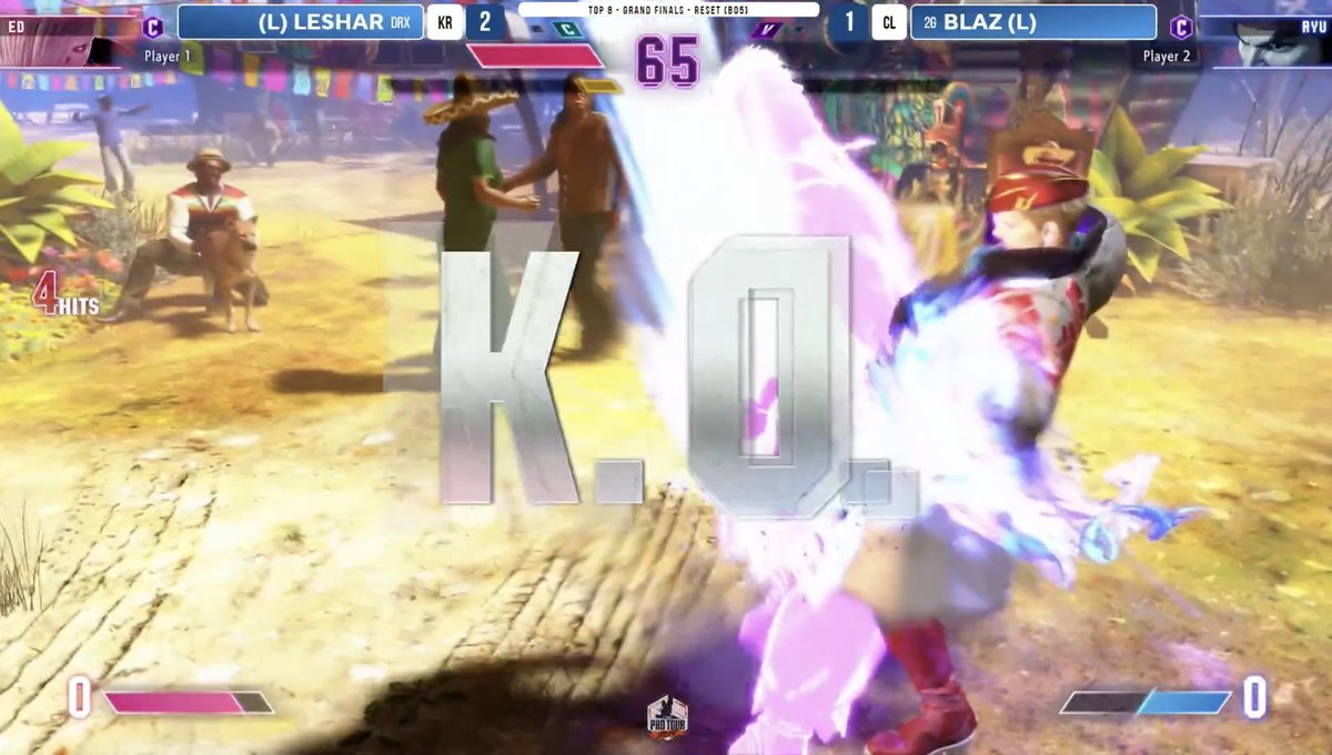 somosmentegeek's tweet photo. Leshar vence a Tokido para coronarse como el primer campeón de Street Fighter 6 en EVO France. 🏆🕹️💥
Con esta victoria, Leshar tiene ya su boleto para la Capcom Cup 12.
#Leshar #Tokido #StreetFighter6 #Capcom #CapcomCup12 #EVO #EVOFrance https://t.co/nkRxw81eBq
