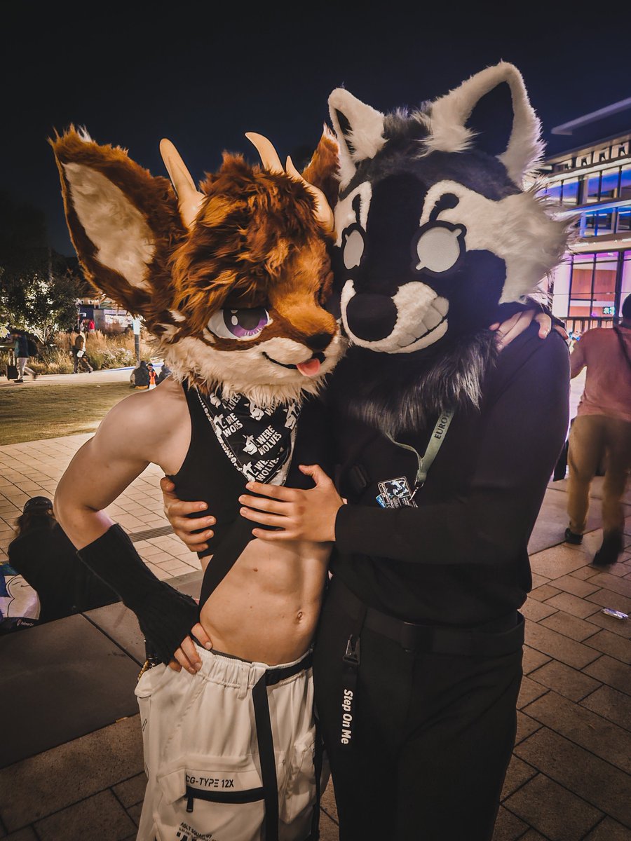 WaberIsADutt's tweet image. Guess I can&apos;t resist a guy with good smile😁

/w @SolaraOutlaw