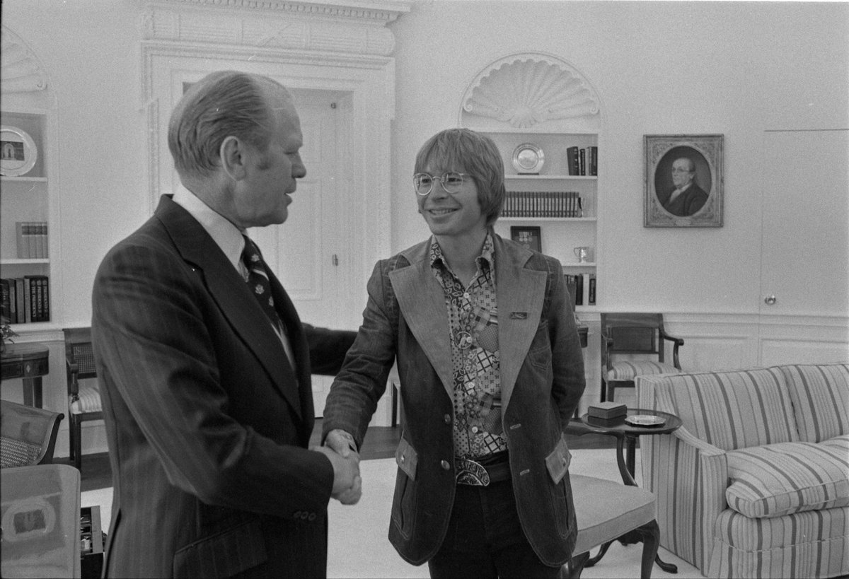 HistoryBookLib's tweet image. 27 Years Ago we lost the great country boy John Denver.