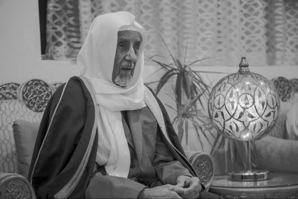 غفر الله للشيخ محمد بن حمد الجبر أحد رجال العطاء والعمل الإنساني الذين سخروا حياتهم لخدمة مجتمعهم، وبذلوا بسخاء في ميادين الخير والبذل والإحسان.
أسأل الله العلي القدير أن يتغمده بواسع رحمته، ويسكنه فسيح جناته، وأن يجزيه خير الجزاء على ما قدم من أعمال طيبة بقي أثرها في حياة الناس.