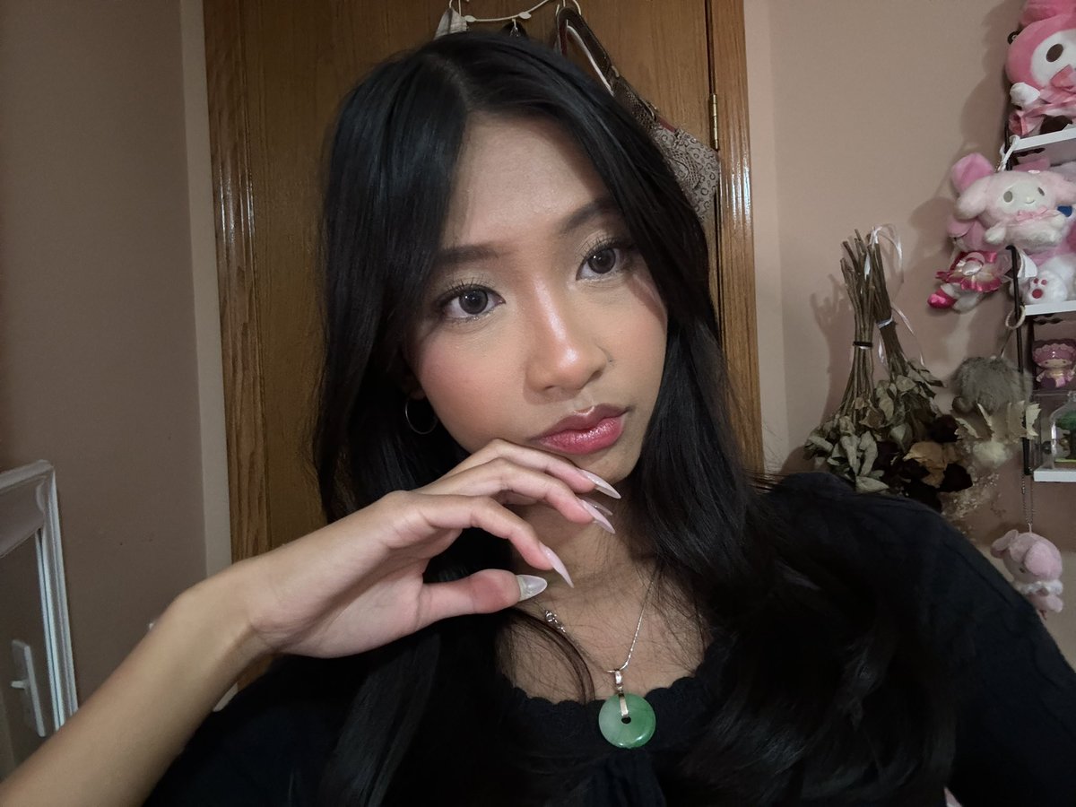 delilah 𝜗𝜚˚⋆ tweet media