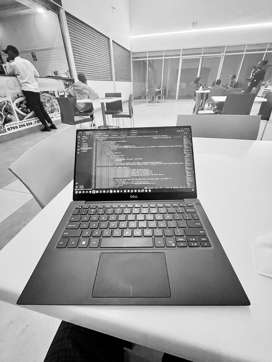 gideon_tech1's tweet image. Day 4 of my #100DaysOfPython Challenge
Today was all about randomization and lists — core tools for building dynamic programs.
I learned:
🎲 Using the random module
📋 List indexing & nesting
🧩 Appending items & fixing IndexErrors
💻 Projects: Who Will Pay the Bill? + Rock…