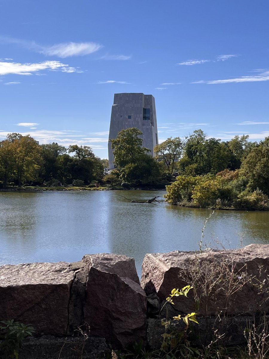 blagojevism's tweet image. Say what you will about the Obama Center (Templum Obamaeanum), only a few haters would deny that it is a splendid example of the late Harkonnen carceral style.