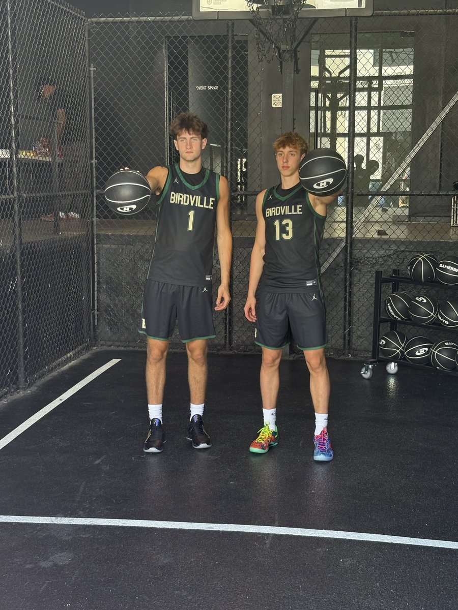 Coach Holman (@coachholman1) on Twitter photo S/O to <a href="/campbelloncourt/">Charles Campbell</a> and <a href="/hoopdfwonline/">HoopDFW</a> for having our guys out today! A lot of talent in the 2026 class in DFW. HoopDFW Pre-Season โAll DFWโ coming soon ๐ 
#AlwaysUs S/O to <a href="/campbelloncourt/">Charles Campbell</a> and <a href="/hoopdfwonline/">HoopDFW</a> for having our guys out today! A lot of talent in the 2026 class in DFW. HoopDFW Pre-Season โAll DFWโ coming soon ๐ 
#AlwaysUs