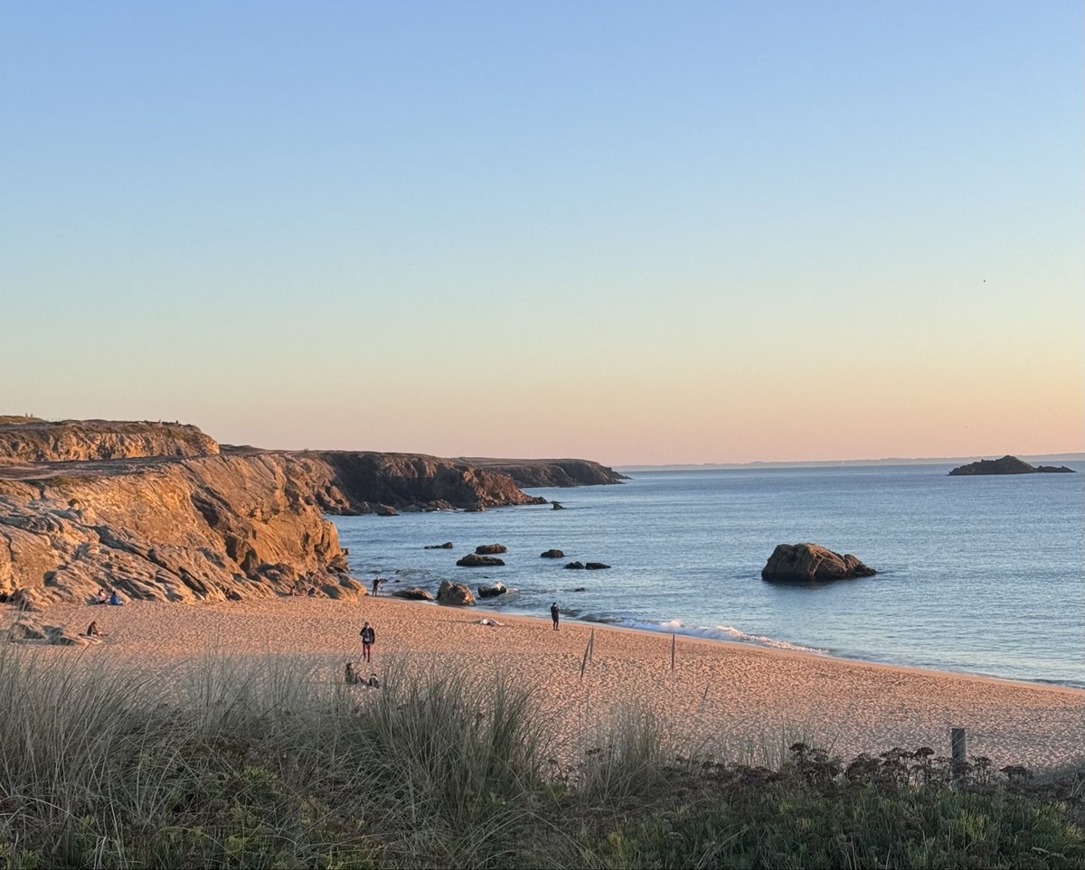loumtiti_'s tweet photo. J’aime bien vivre en Bretagne tout de même https://t.co/Lc7xY9YnZd