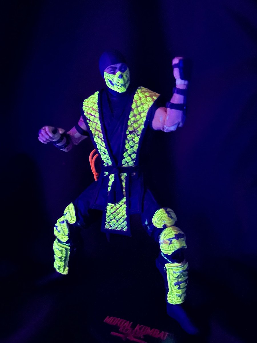 patrickjesson's tweet photo. I repainted the McFarlane Toys Scorpion, and added fluorescent paint so he glows under a blacklight. #mortalkombat #mkkollective #mcfarlanetoys #scorpion #customactionfigure #customtoys https://t.co/0xkQeCkCix