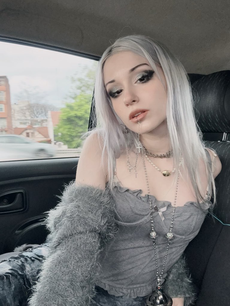 Ya estamos en kick.com/titasama