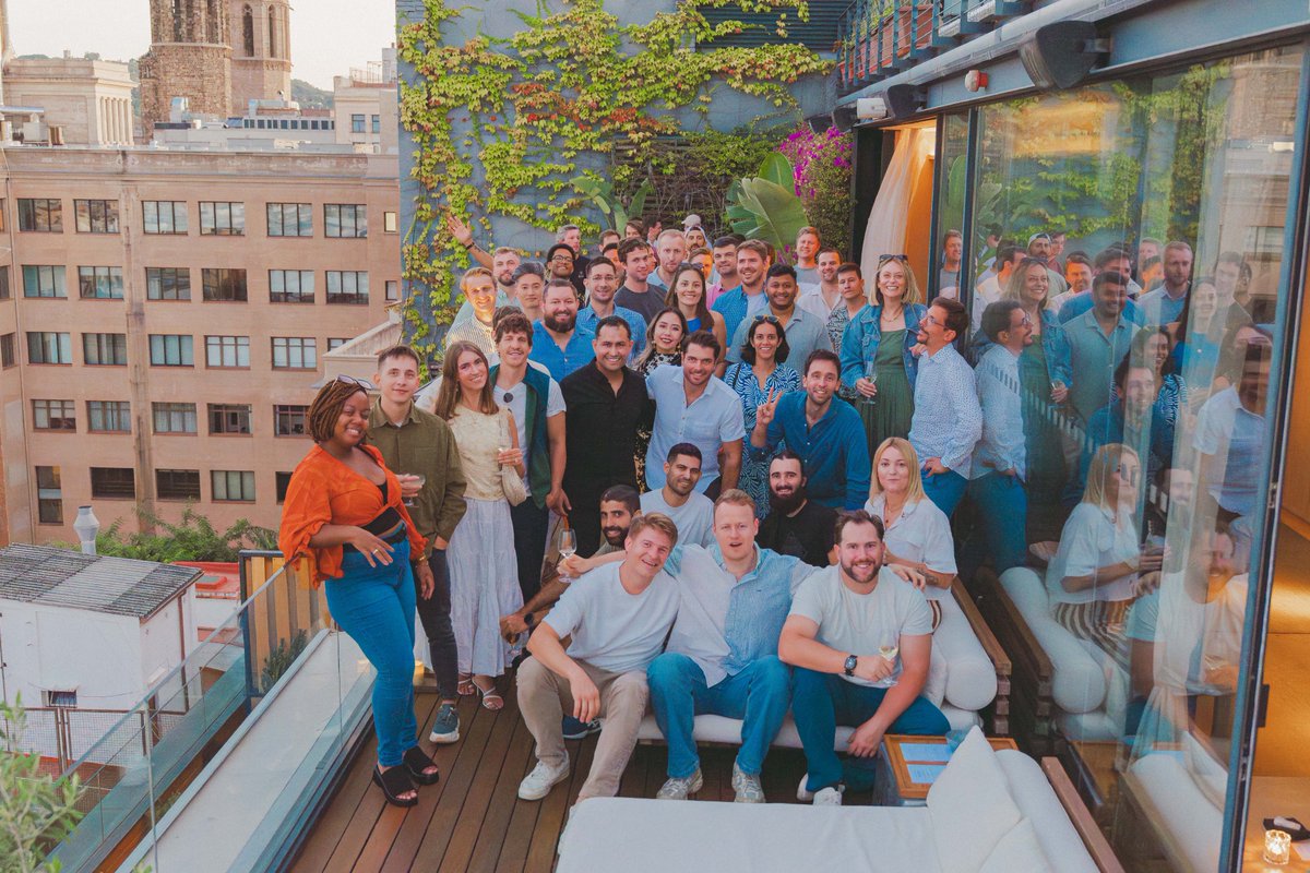 Arnno39's tweet image. We’re hiring a Product Marketing Manager.

You’ll own the story of onchain data and shape how the world understands @Dune&apos;s analytics products and datasets.

Help define how onchain data is told. Apply now 👉 dune.com/careers?ashby_…