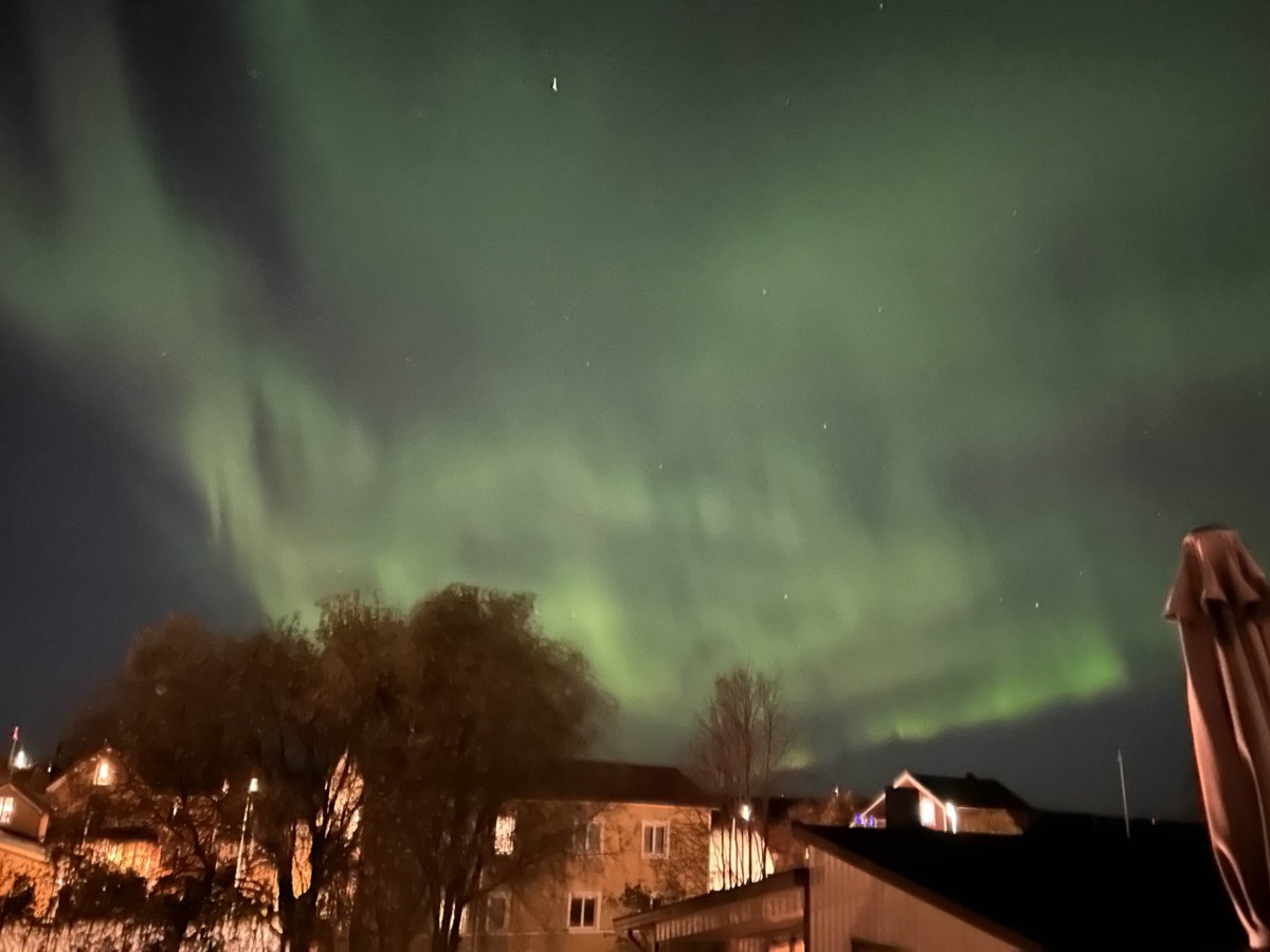 Crispy_Rust's tweet image. Bet you dont have this were you live ;] North of sweden! Northern lights
