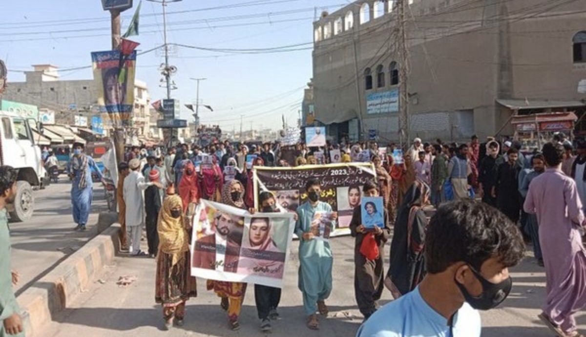 In the city of Zehri in Balochistan, the cruel Pakistani army is not fighting armed combatants it is targeting ordinary citizens. They are demolishing homes, bombing residential areas, and spreading unbearable suffering among innocent families. The people of Zehri have been