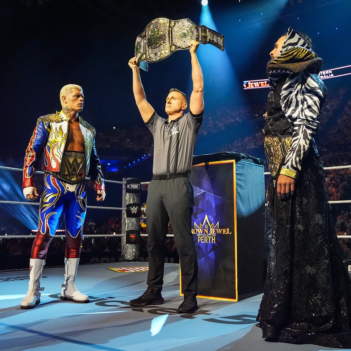 Watch me reign. ⚝ NOT @WWERollins. tweet media